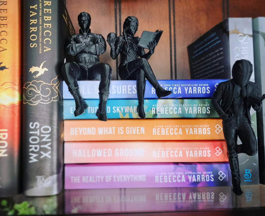 "Violet" Book Buddy