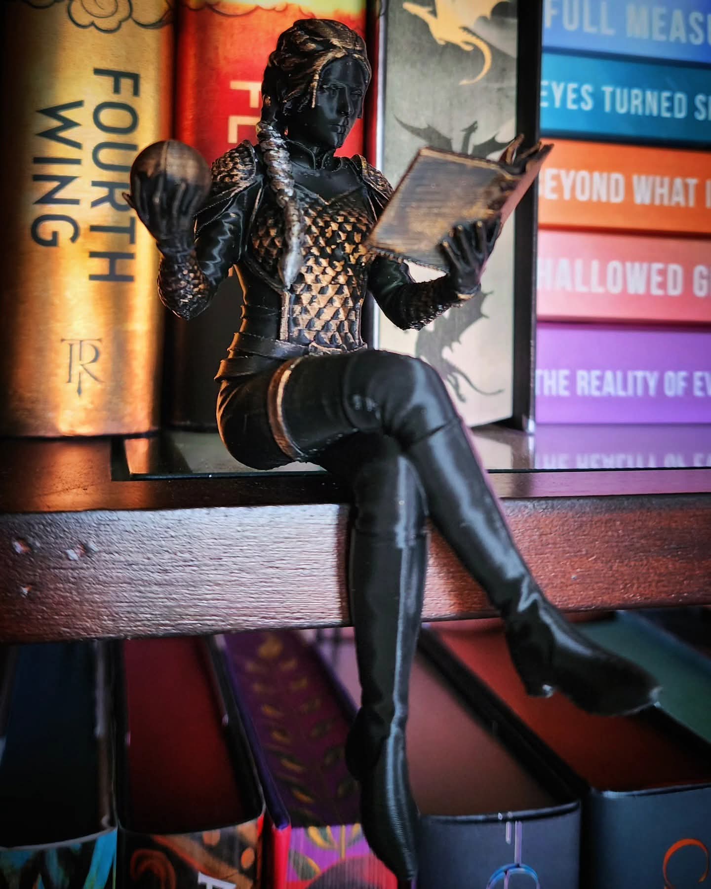 "Violet" Book Buddy