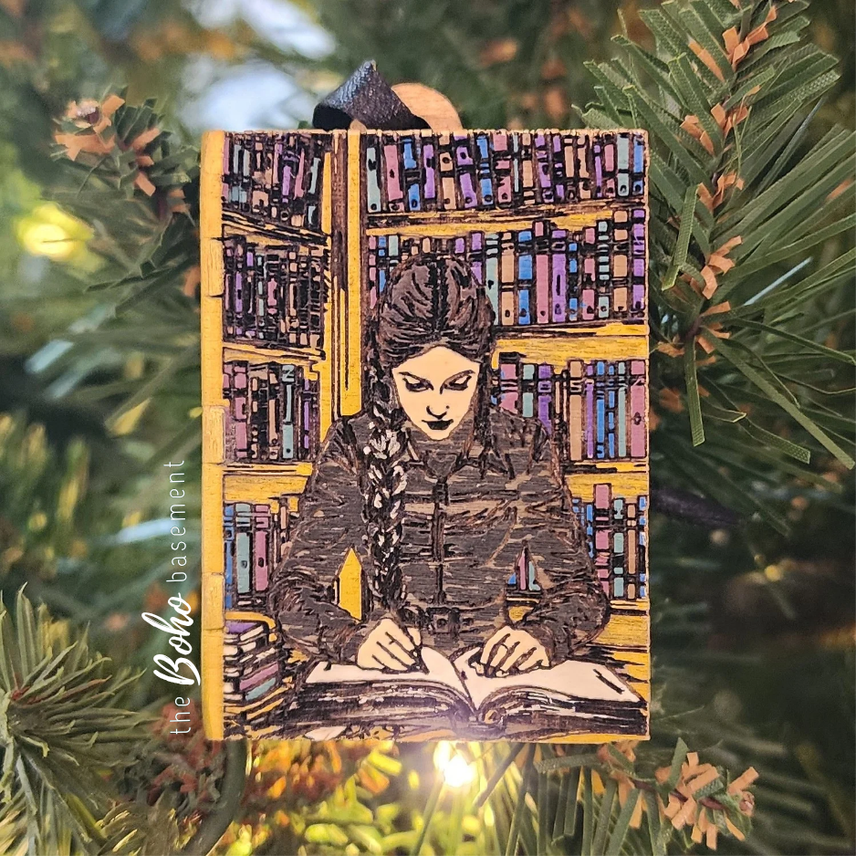 Inspired by the "Empyrean" Romantasy Series (written by Rebecca Yarros)